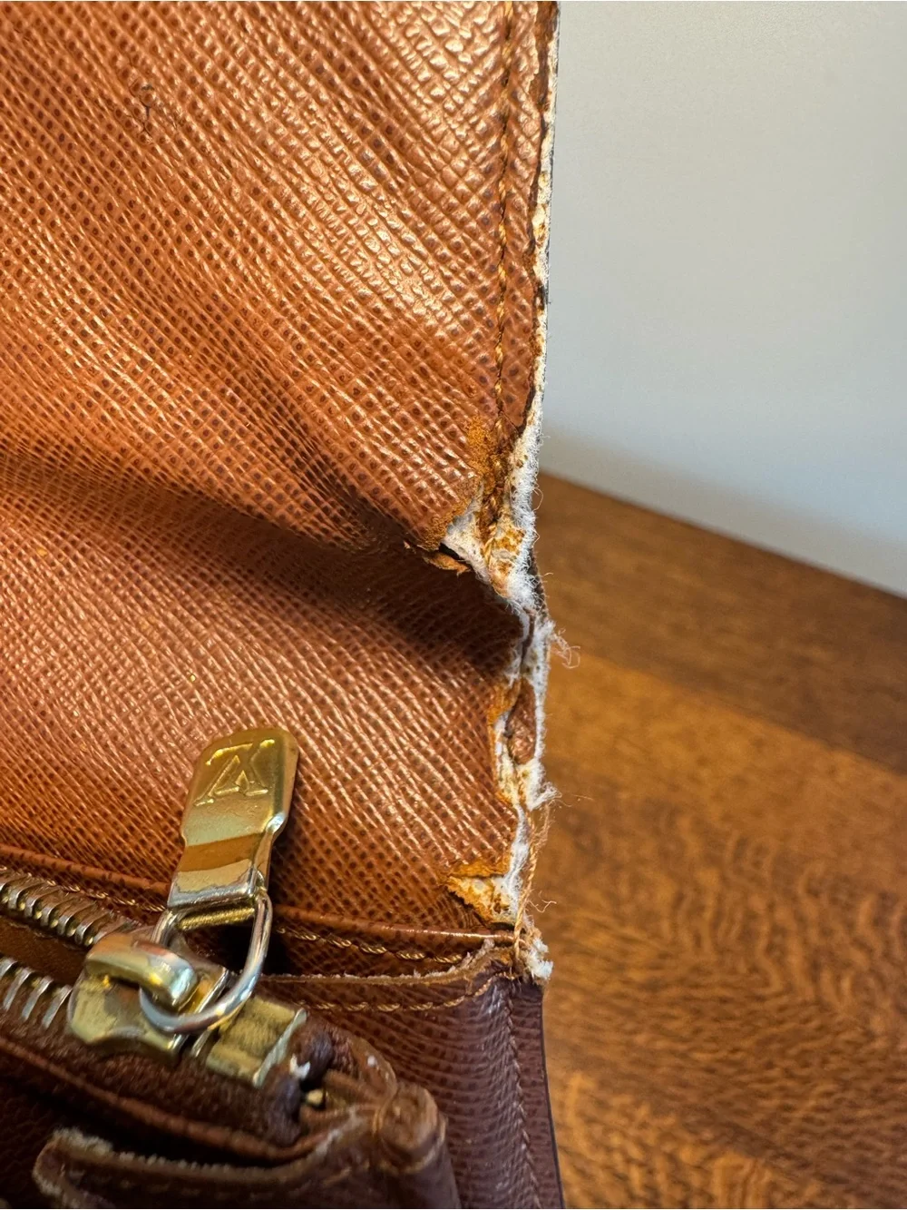 Louis Vuitton Vintage Monogram Sarah Long Wallet w/COA